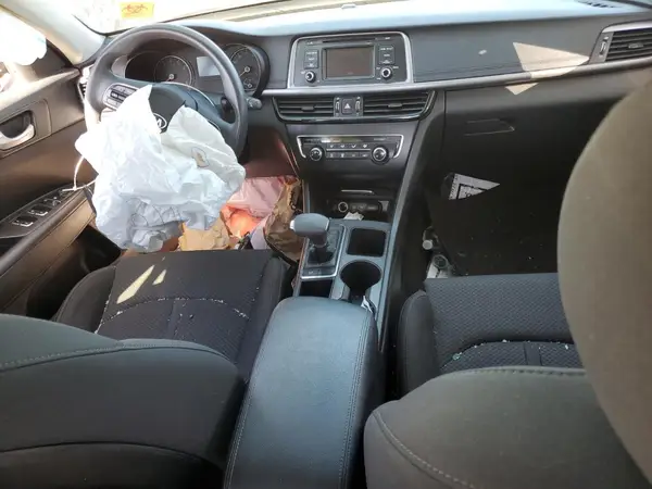 5XXGT4L33GG073682 2016 KIA OPTIMA - Image 8