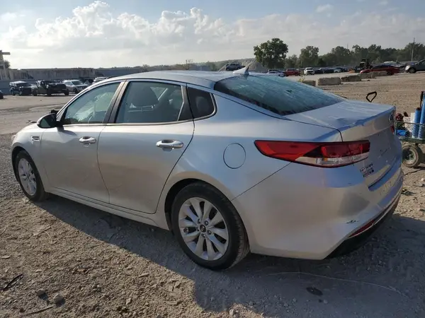 5XXGT4L33GG074749 2016 KIA OPTIMA - Image 2
