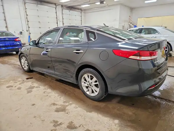 5XXGT4L33GG074895 2016 KIA OPTIMA - Image 2