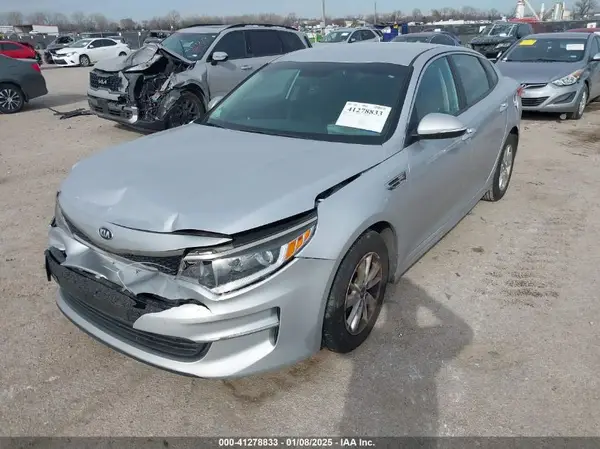 5XXGT4L33GG077702 2016 KIA OPTIMA - Image 2