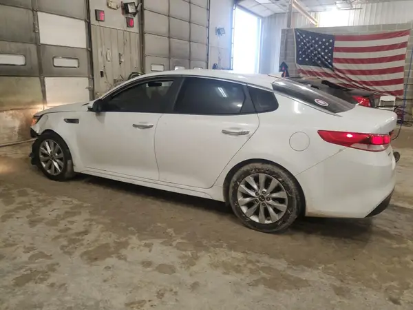 5XXGT4L33GG082690 2016 KIA OPTIMA - Image 2