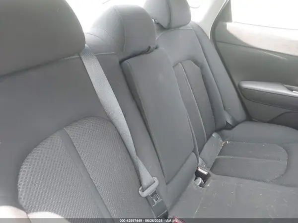 5XXGT4L33GG084424 2016 KIA OPTIMA - Image 8