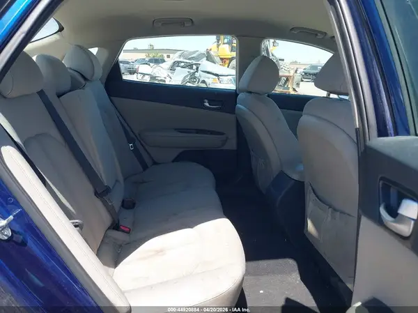 5XXGT4L33GG089929 2016 KIA OPTIMA - Image 8