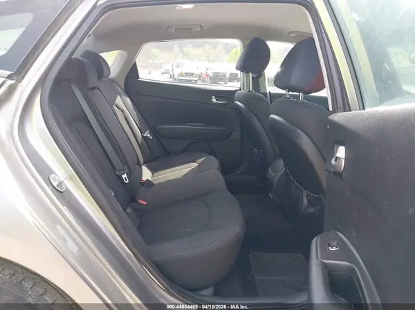 5XXGT4L33GG090644 2016 KIA OPTIMA - Image 8