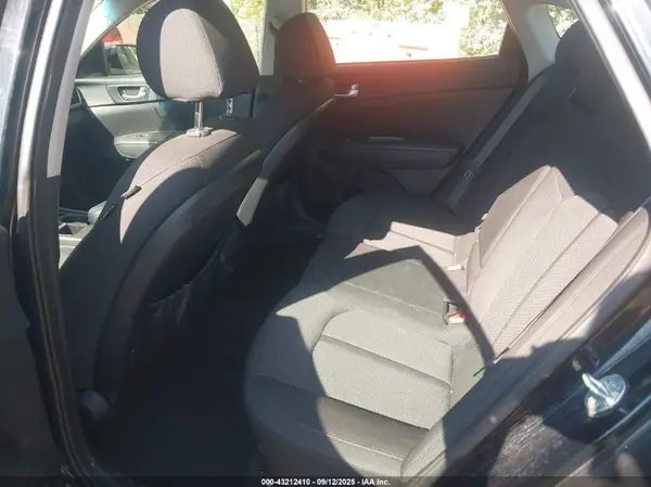 5XXGT4L33GG091695 2016 KIA OPTIMA - Image 8