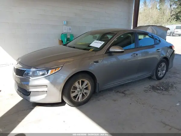 5XXGT4L33GG099618 2016 KIA OPTIMA - Image 2