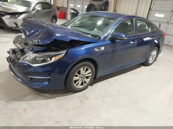 5XXGT4L33GG101724 2016 KIA OPTIMA - Image 2