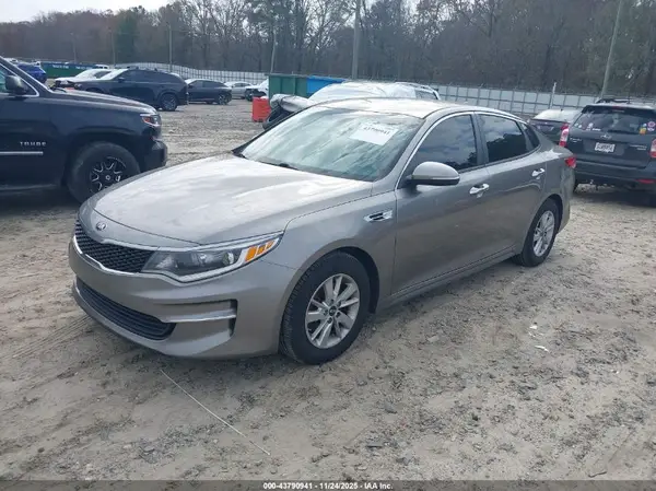 5XXGT4L33GG102940 2016 KIA OPTIMA - Image 2