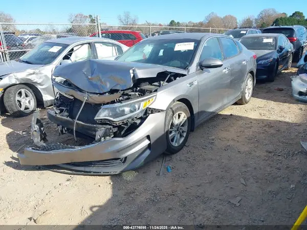 5XXGT4L33GG103778 2016 KIA OPTIMA - Image 2