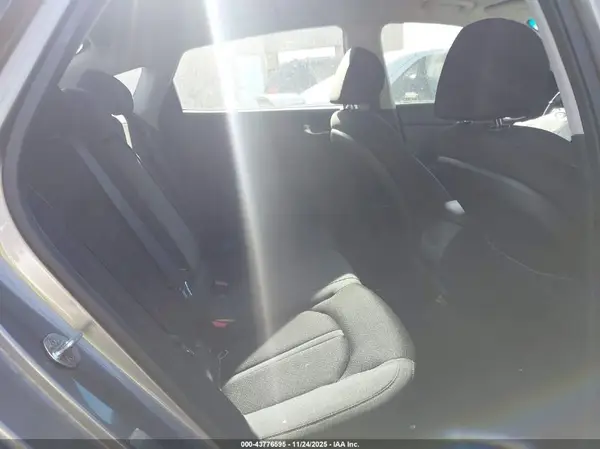 5XXGT4L33GG103778 2016 KIA OPTIMA - Image 8