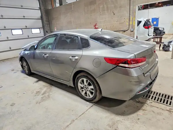 5XXGT4L33GG104655 2016 KIA OPTIMA - Image 2