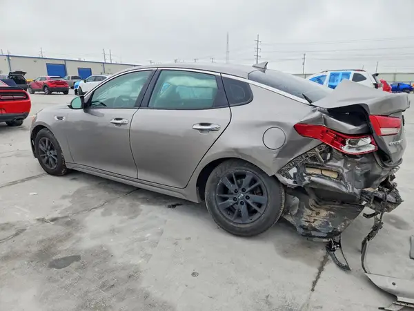 5XXGT4L33GG105076 2016 KIA OPTIMA - Image 2