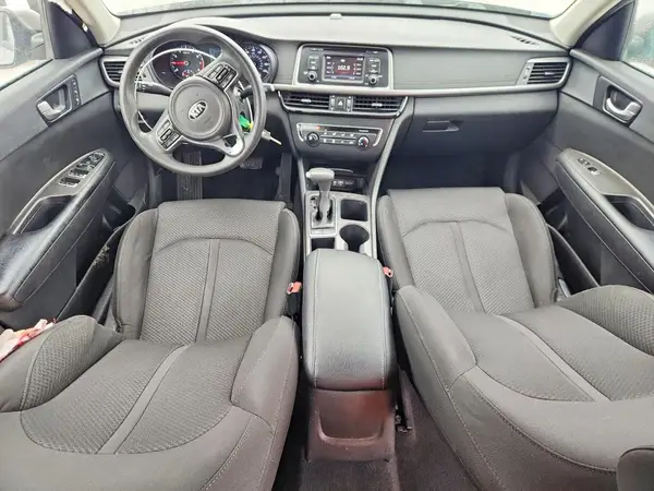 5XXGT4L33GG105076 2016 KIA OPTIMA - Image 8