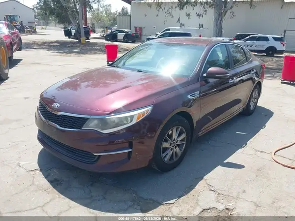 5XXGT4L33GG108527 2016 KIA OPTIMA - Image 2