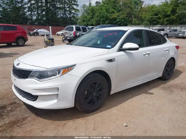 5XXGT4L33GG111119 2016 KIA OPTIMA - Image 2