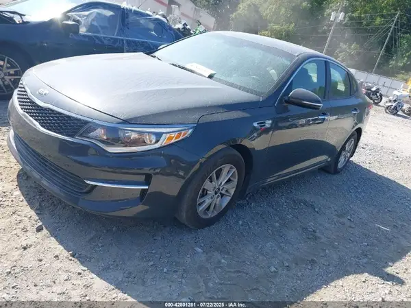 5XXGT4L33GG111427 2016 KIA OPTIMA - Image 2