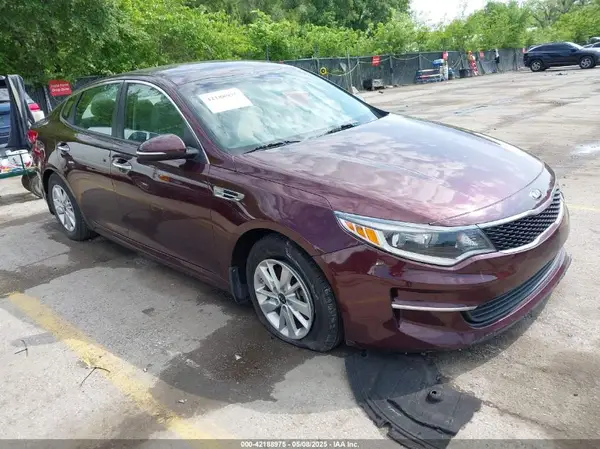5XXGT4L33GG113338 2016 KIA OPTIMA - Image 1