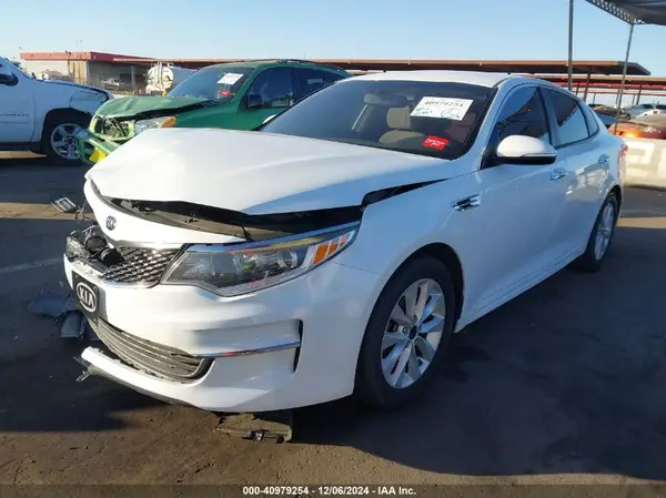 5XXGT4L33HG121893 2017 KIA OPTIMA - Image 2