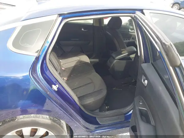 5XXGT4L33HG122087 2017 KIA OPTIMA - Image 8