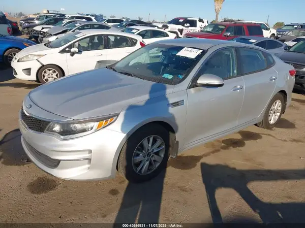 5XXGT4L33HG122848 2017 KIA OPTIMA - Image 2