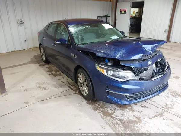 5XXGT4L33HG123241 2017 KIA OPTIMA - Image 1