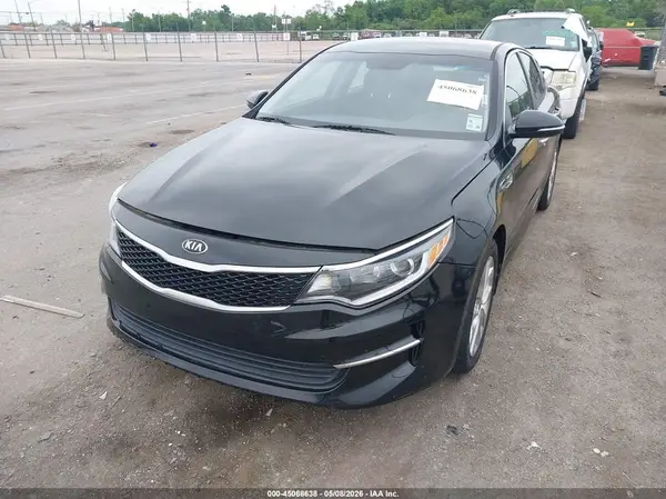 5XXGT4L33HG123899 2017 KIA OPTIMA - Image 2