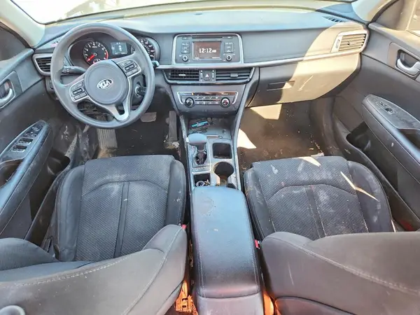 5XXGT4L33HG123966 2017 KIA OPTIMA - Image 8