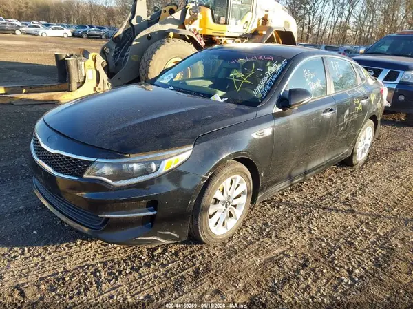 5XXGT4L33HG131355 2017 KIA OPTIMA - Image 2