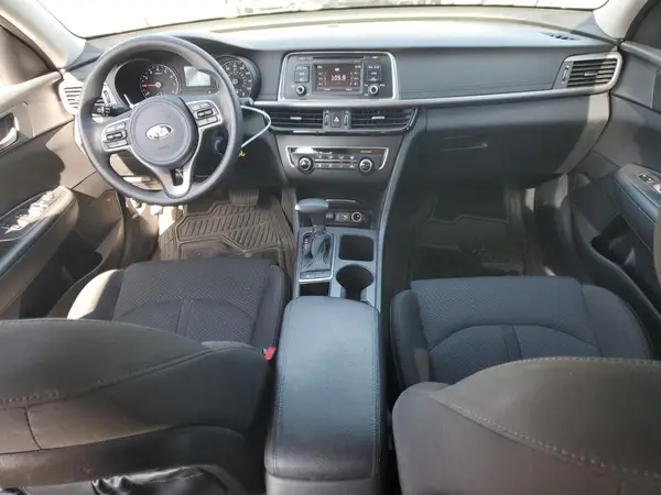 5XXGT4L33HG134479 2017 KIA OPTIMA - Image 8