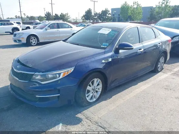 5XXGT4L33HG134921 2017 KIA OPTIMA - Image 2