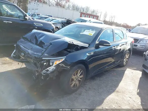 5XXGT4L33HG152769 2017 KIA OPTIMA - Image 2
