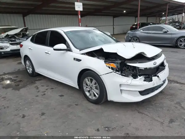 5XXGT4L33HG154022 2017 KIA OPTIMA - Image 1