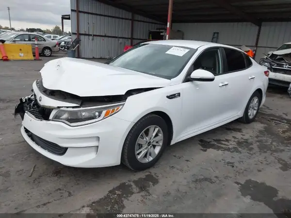 5XXGT4L33HG154022 2017 KIA OPTIMA - Image 2
