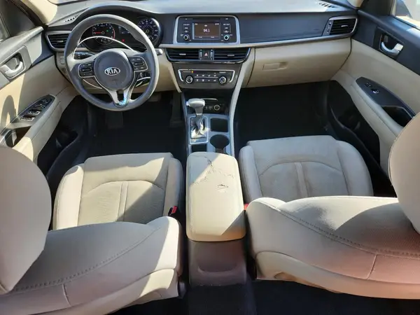 5XXGT4L33HG156028 2017 KIA OPTIMA - Image 8