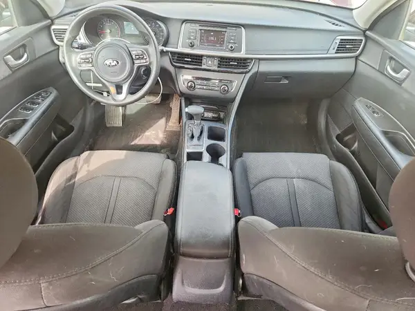 5XXGT4L33HG156126 2017 KIA OPTIMA - Image 8