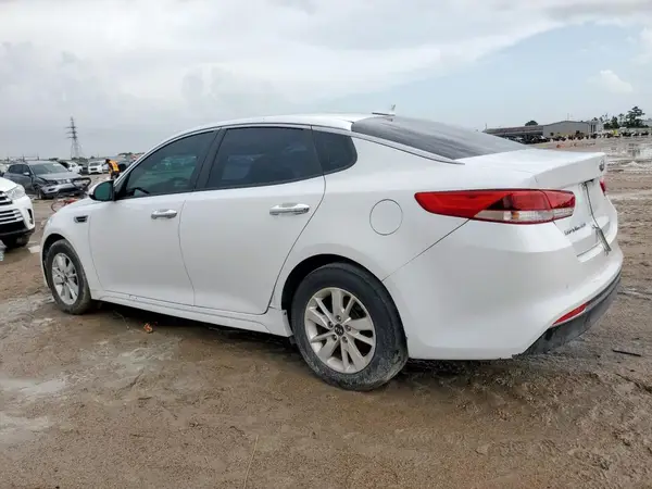 5XXGT4L33HG158264 2017 KIA OPTIMA - Image 2