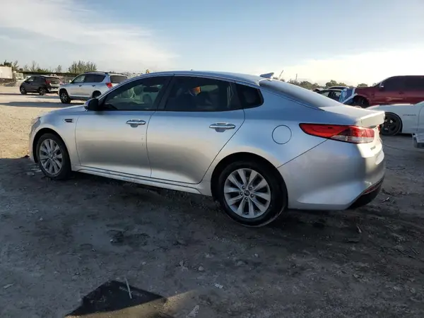 5XXGT4L33HG161374 2017 KIA OPTIMA - Image 2