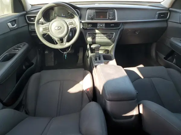 5XXGT4L33HG161374 2017 KIA OPTIMA - Image 8