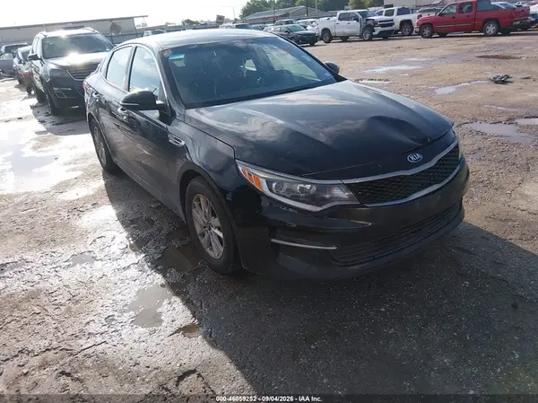 5XXGT4L33HG164209 2017 KIA OPTIMA - Image 1