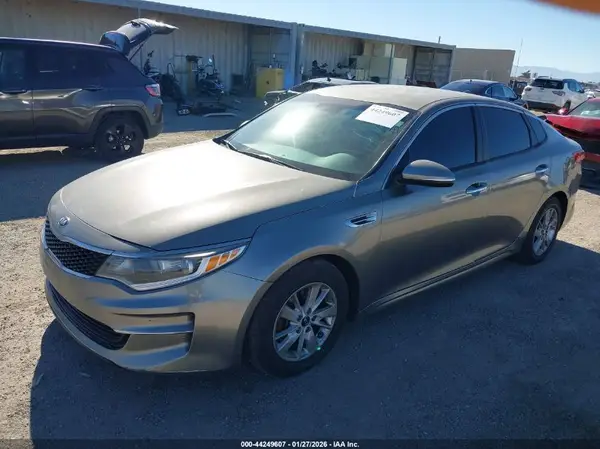 5XXGT4L33HG167708 2017 KIA OPTIMA - Image 2