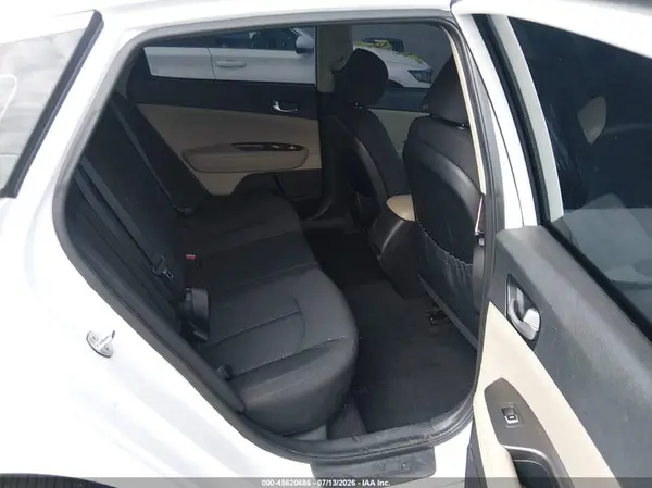 5XXGT4L33HG169779 2017 KIA OPTIMA - Image 8