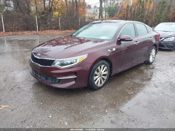 5XXGT4L33HG171564 2017 KIA OPTIMA - Image 2