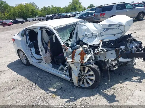 5XXGT4L33HG172956 2017 KIA OPTIMA - Image 1
