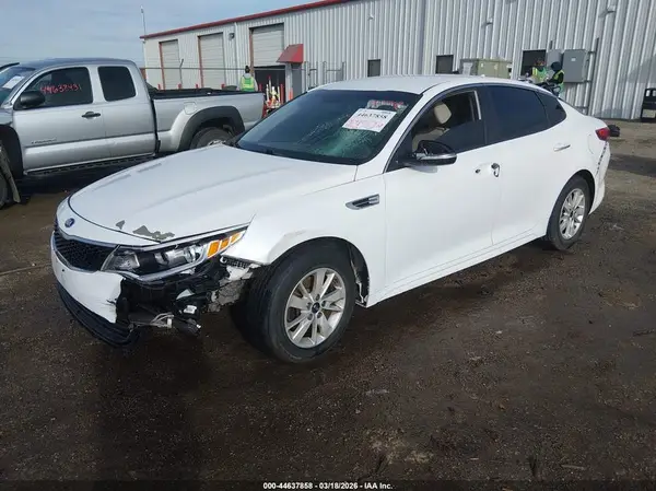 5XXGT4L33HG174156 2017 KIA OPTIMA - Image 2