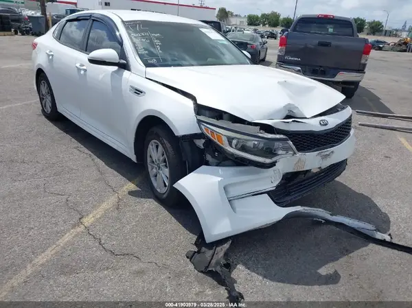 5XXGT4L33HG175579 2017 KIA OPTIMA - Image 1