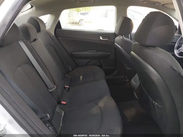 5XXGT4L33HG177137 2017 KIA OPTIMA - Image 8