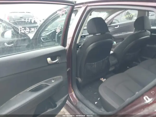 5XXGT4L33JG181811 2018 KIA OPTIMA - Image 8