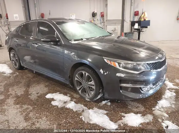5XXGT4L33JG181940 2018 KIA OPTIMA - Image 1
