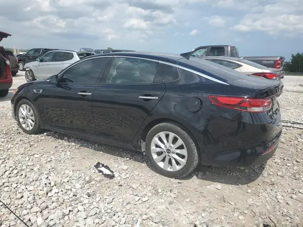 5XXGT4L33JG186698 2018 KIA OPTIMA - Image 2