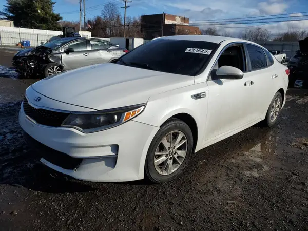 5XXGT4L33JG188466 2018 KIA OPTIMA - Image 1